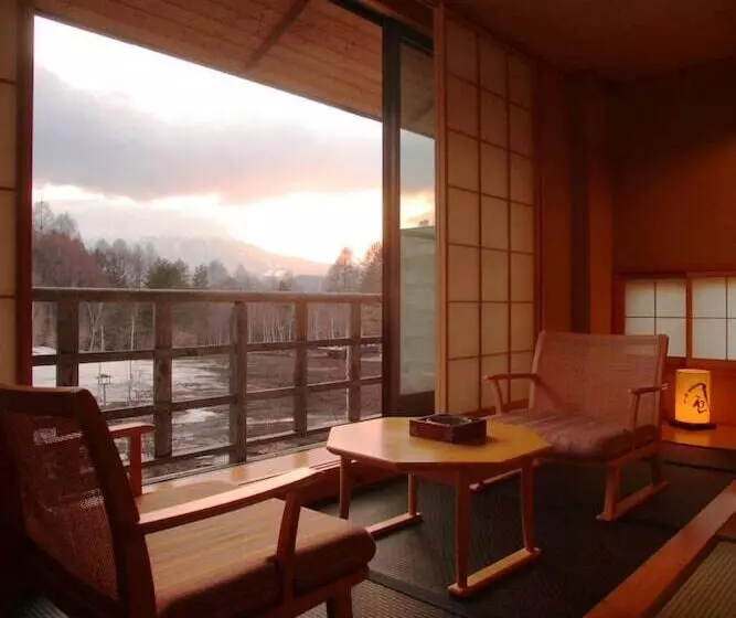 Ryokan Tsutaya Tokinoyado Kazari