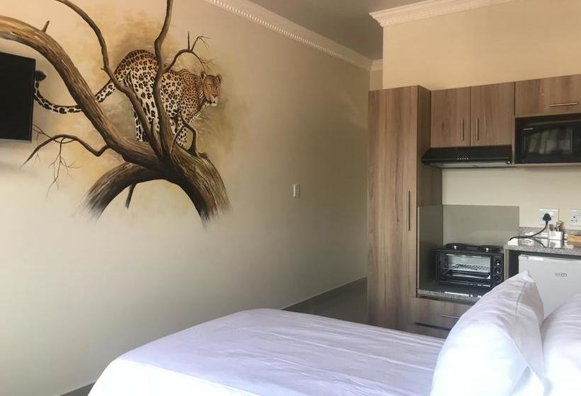 住宿加早餐 Pine Cottages