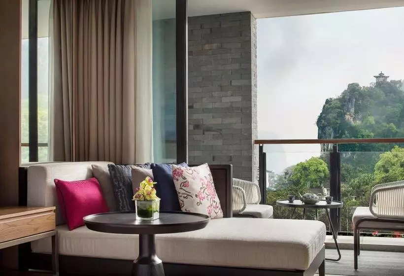 Hotelli Yangshuo Yitian West Street