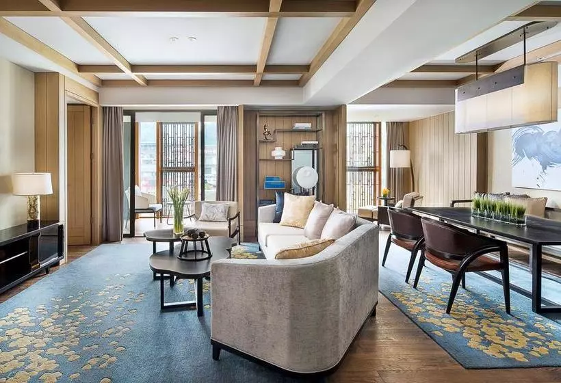 Hotelli Yangshuo Yitian West Street