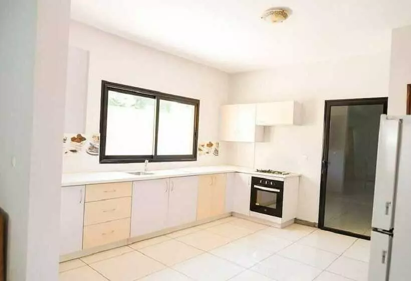 هتل Lovencie Lodge