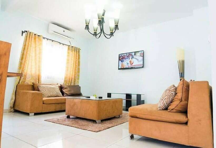 בית מלון כפרי Lovencie Lodge