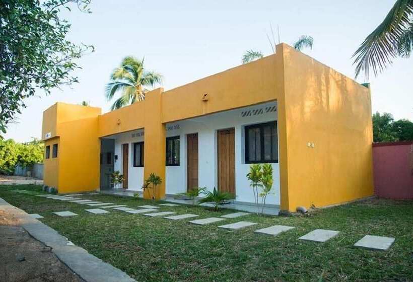 בית מלון כפרי Lovencie Lodge