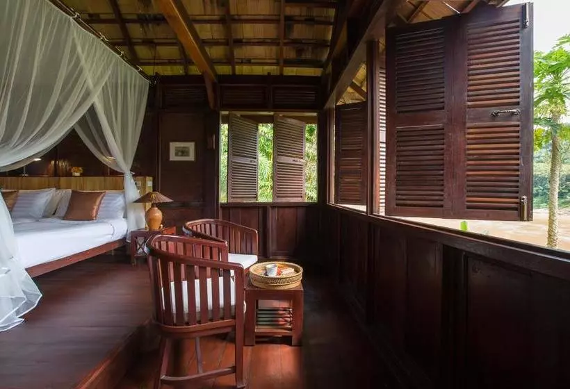 Hotelli The Luang Say Lodge