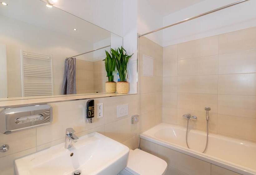 فندق Luga Homes  Stadthaus