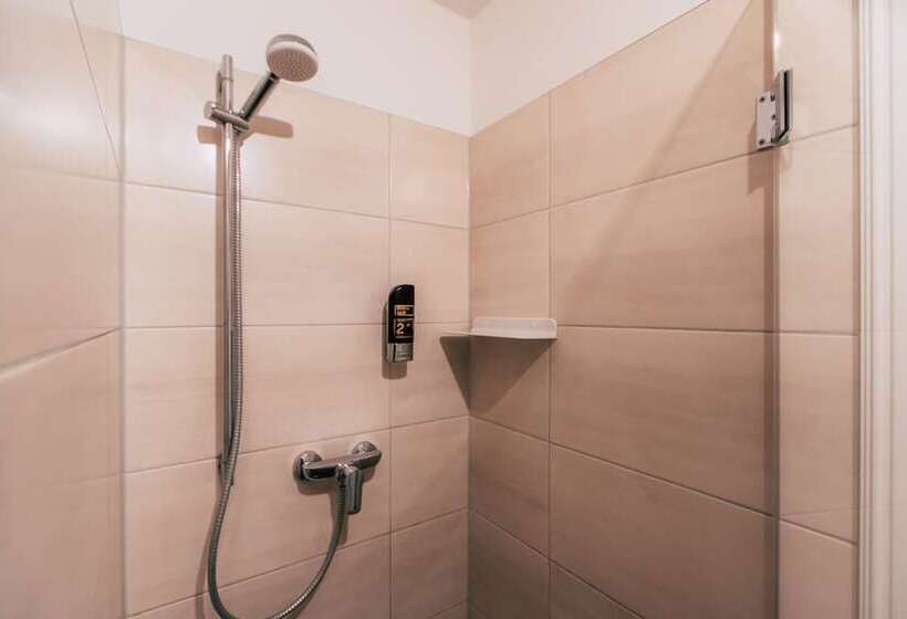 فندق Luga Homes  Stadthaus