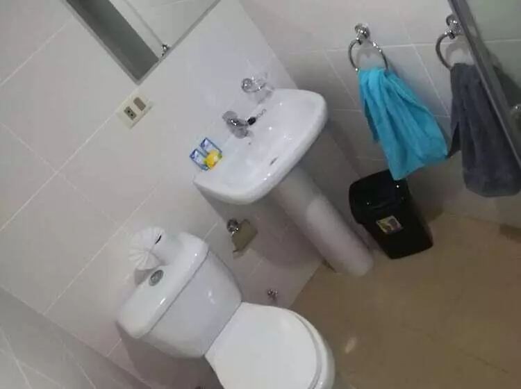 هتل Luxstone Executive & Suites