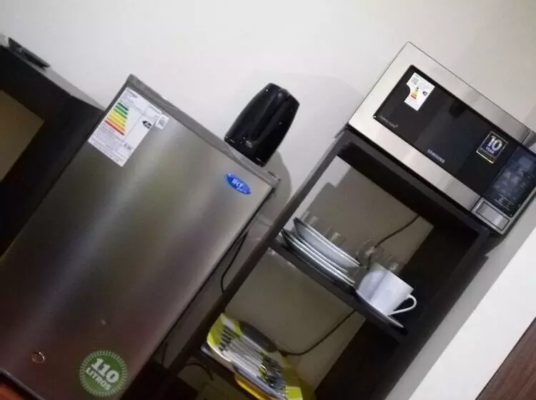 هتل Luxstone Executive & Suites