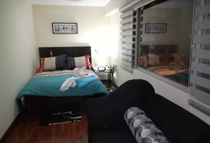 هتل Luxstone Executive & Suites