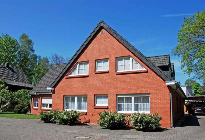 Hotelli Pension Mit Fruehstueck Im Ostseebad