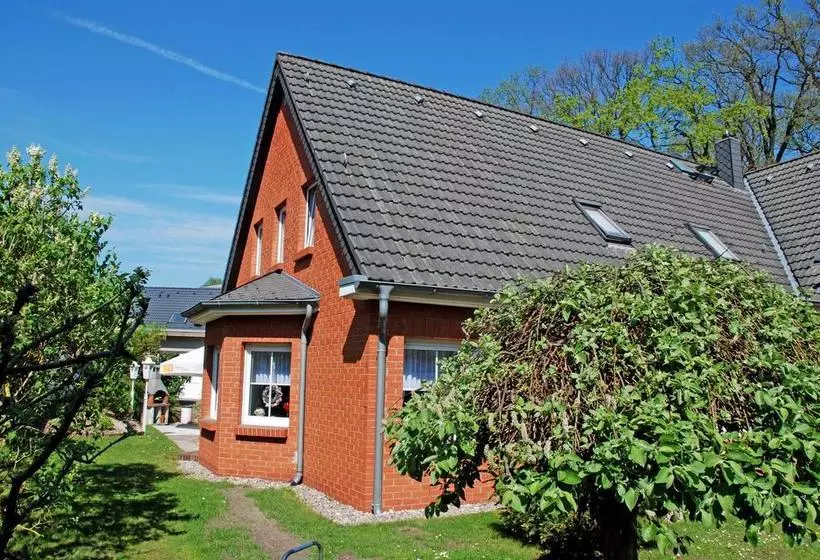 Hotelli Pension Mit Fruehstueck Im Ostseebad