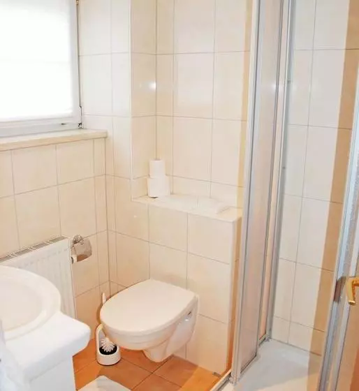 Hotelli Pension Mit Fruehstueck Im Ostseebad