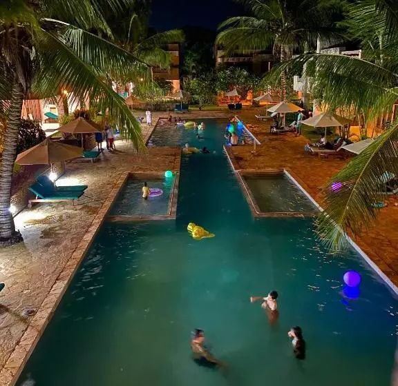 هتل Villa Mandhari   Diani Beach
