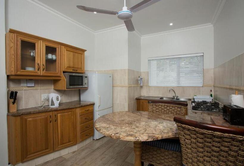 Ocean Hideaway Bed And Breakfast