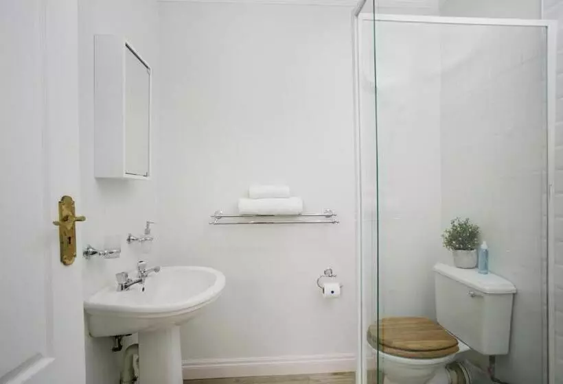 Ocean Hideaway Bed And Breakfast