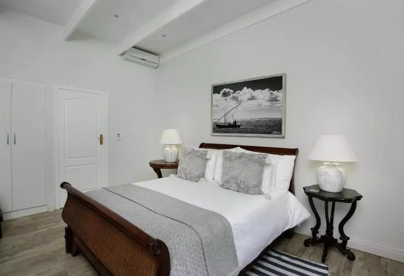 Ocean Hideaway Bed And Breakfast