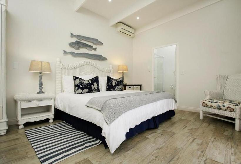 Ocean Hideaway Bed And Breakfast