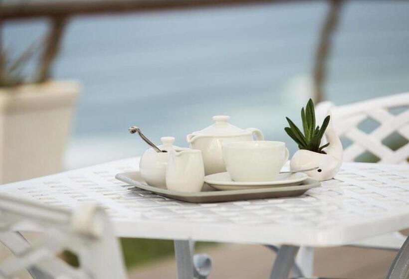 Ocean Hideaway Bed And Breakfast