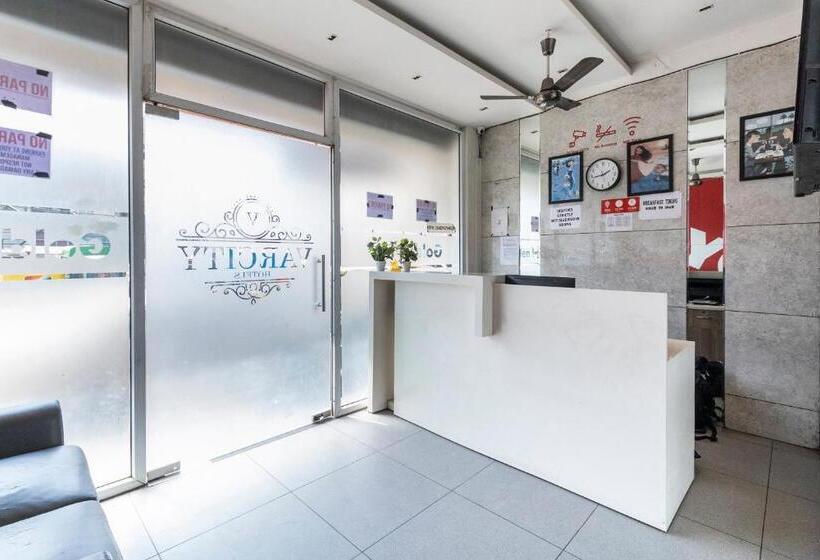 호텔 O Golden Inn Near Cubbon Park