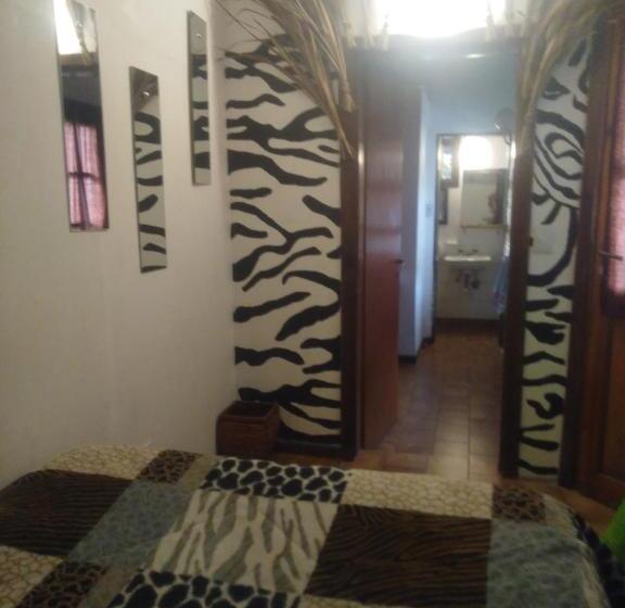 Universal Traveller's Hostel