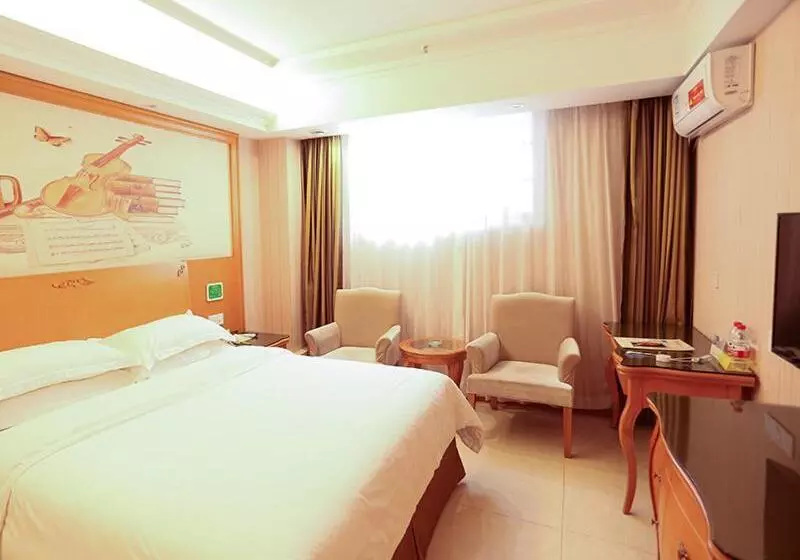 Vienna Hotel Huizhou Baiyun Road