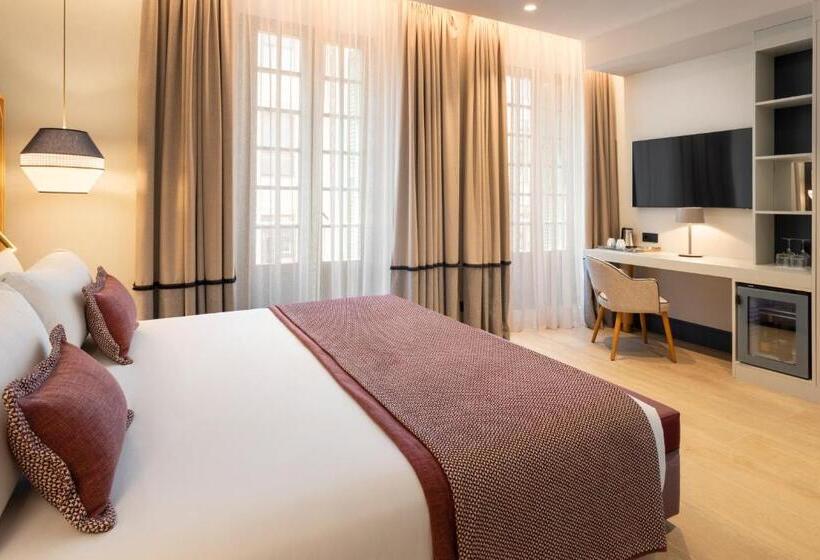 ホテル Catalonia Puerta Del Mar