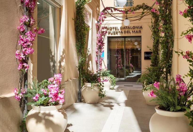 ホテル Catalonia Puerta Del Mar