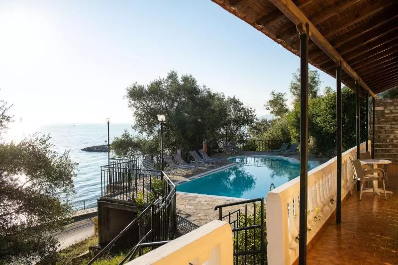 هتل Dimitra Studios