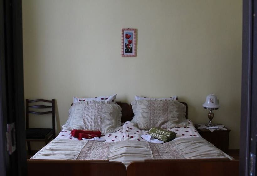 Pensão La Deka Guesthouse