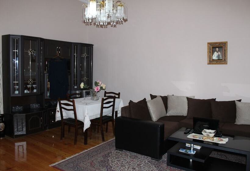 Pensão La Deka Guesthouse