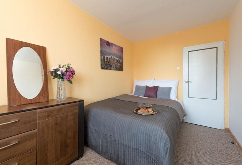 P&o Apartments Center