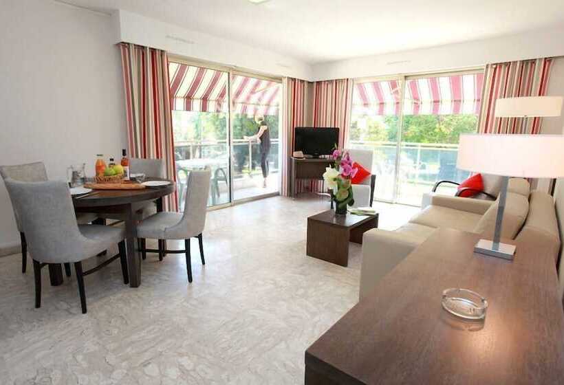 The Originals Résidence, Les Strélitzias