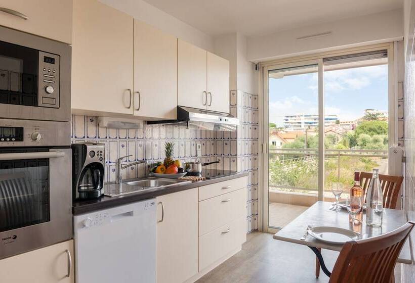 The Originals Résidence, Les Strélitzias