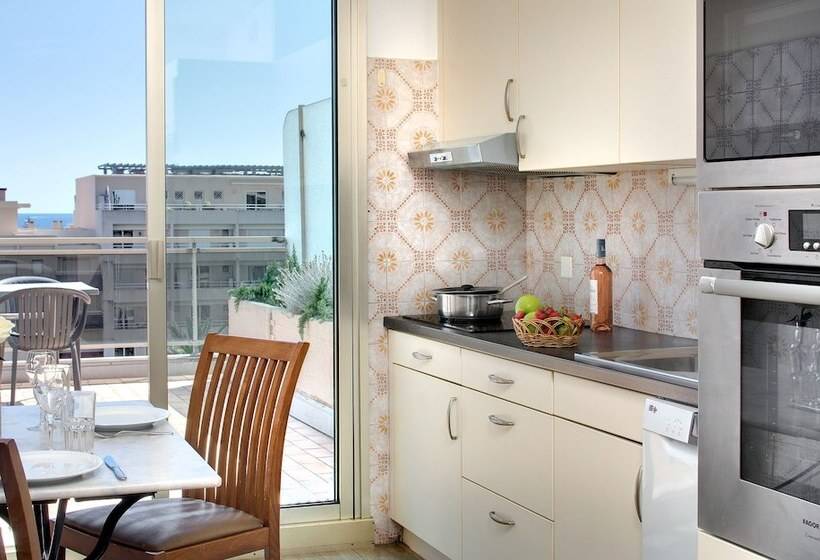 The Originals Résidence, Les Strélitzias