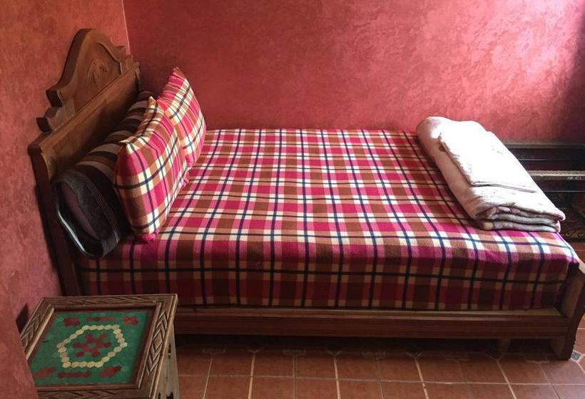 ホテル Al Kassaba