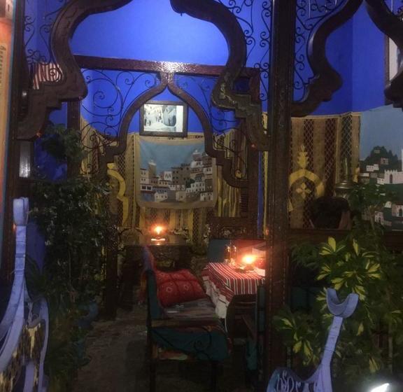 ホテル Al Kassaba