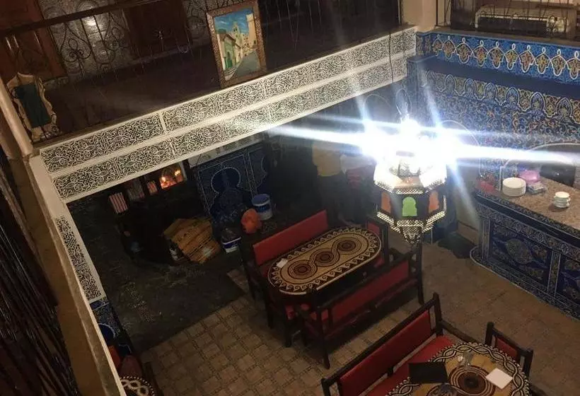 ホテル Al Kassaba
