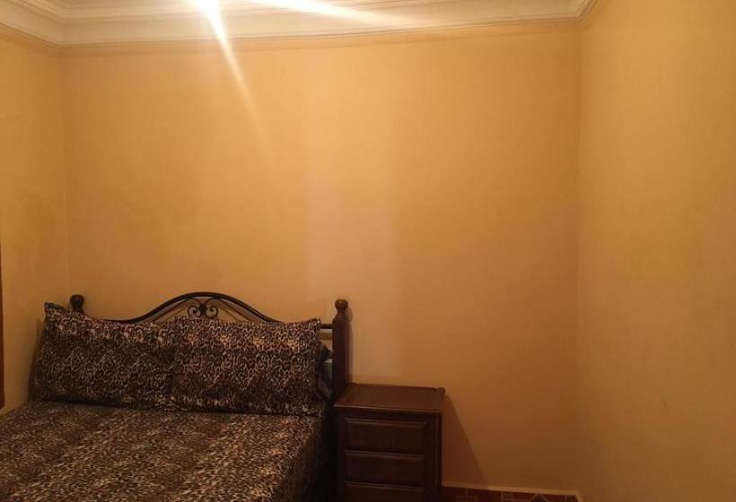 ホテル Al Kassaba