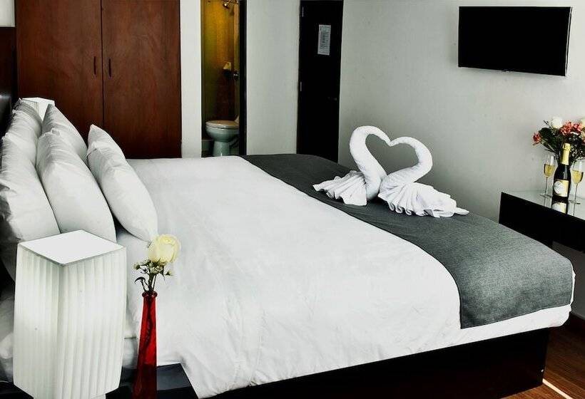 בית מלון כפרי Es Riviera Ejecutivo