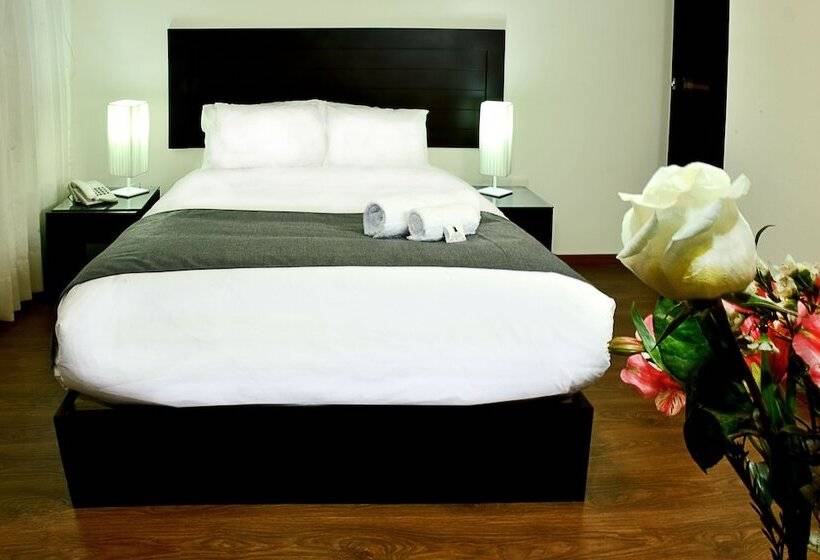 בית מלון כפרי Es Riviera Ejecutivo