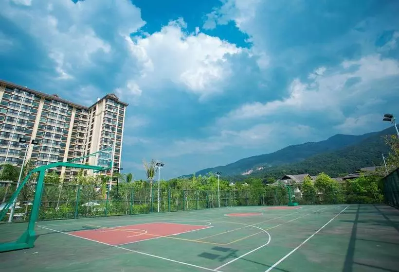 ホテル Xishuangbanna Yajule City Golf