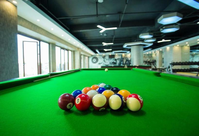 فندق Xishuangbanna Yajule City Golf