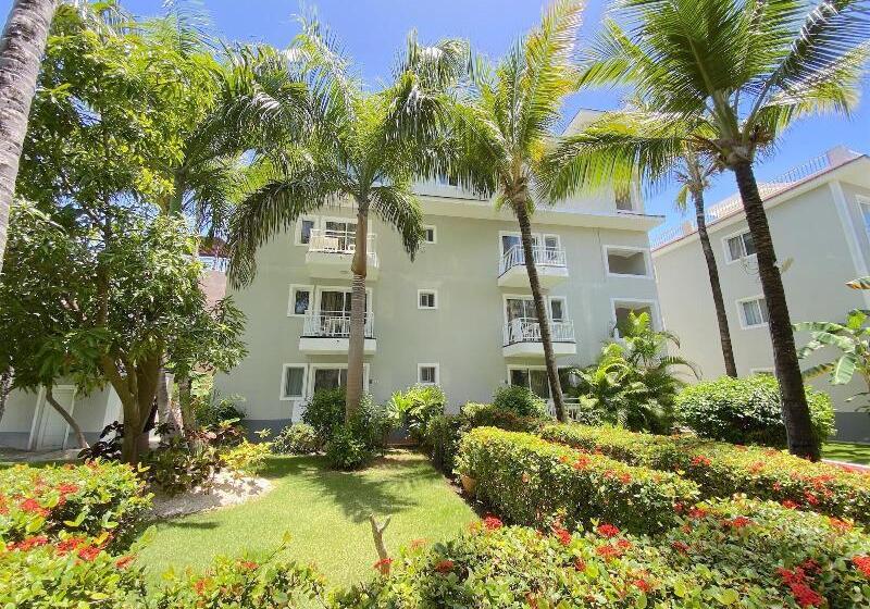 Hotel Deluxe Studios Playa Los Corales