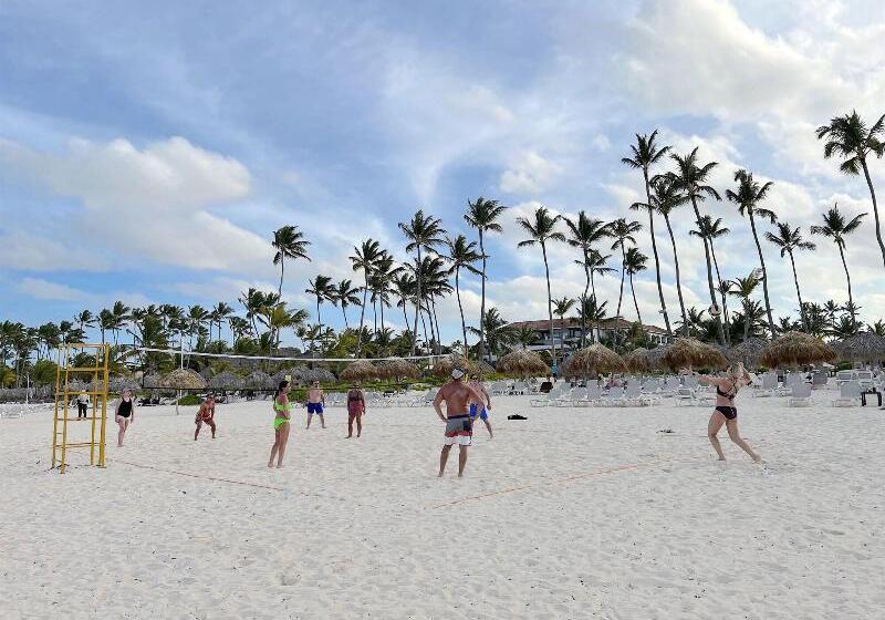 Hotel Deluxe Studios Playa Los Corales
