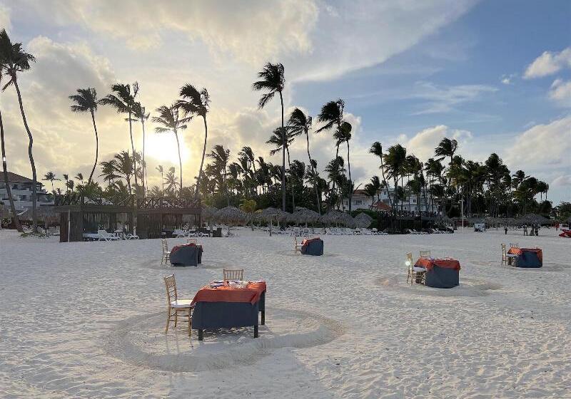 Hotel Deluxe Studios Playa Los Corales