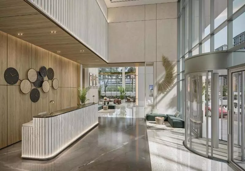 هتل Grand Millennium Business Bay