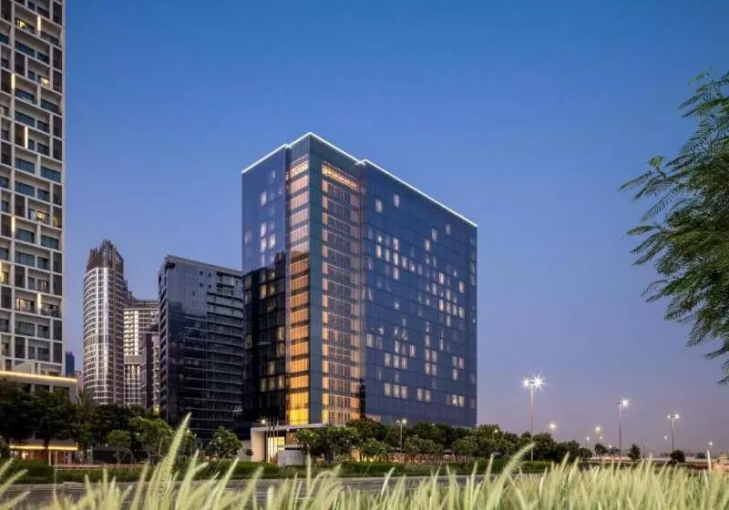 هتل Grand Millennium Business Bay