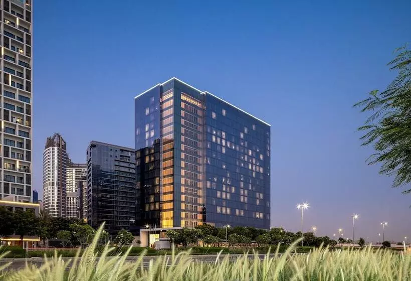 هتل Grand Millennium Business Bay