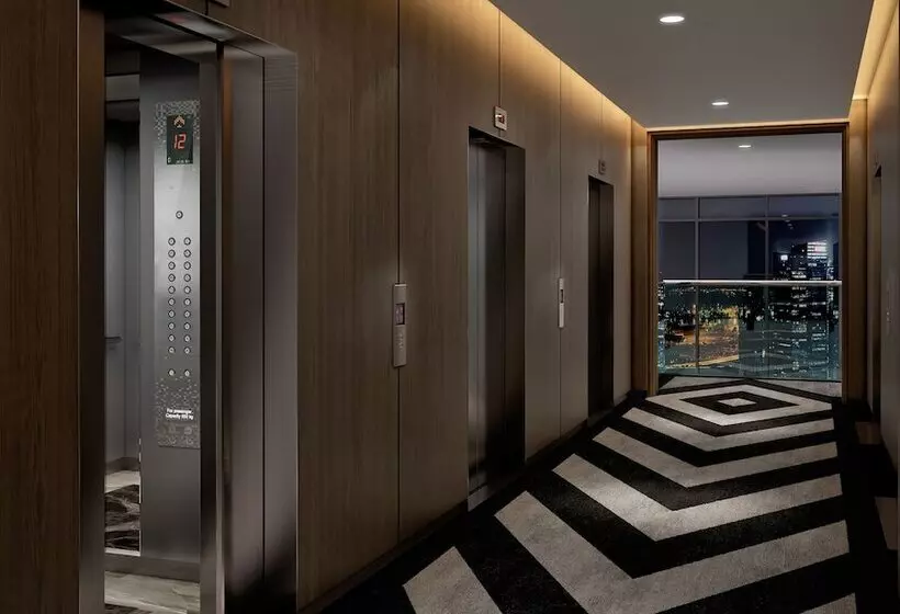 هتل Grand Millennium Business Bay