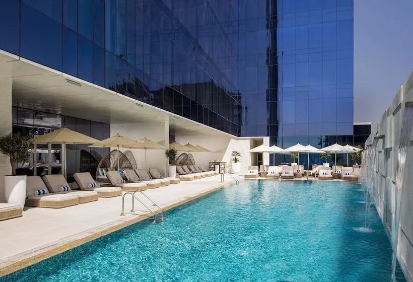 هتل Grand Millennium Business Bay